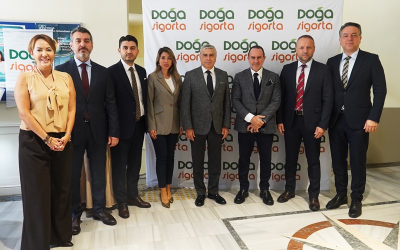 Doğa Sigorta Acente Gelişim Akademisi’nin 4. Mezunları Cübbelerini Giydiler